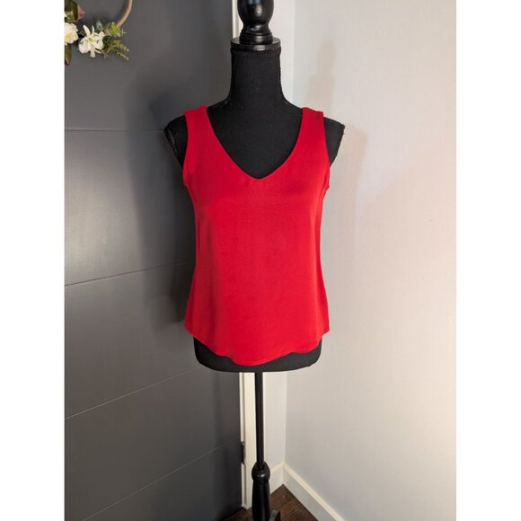 Dana Buchman Red Sleeveless V-Neck Silk Tank Top Size M - Picture 1 of 8